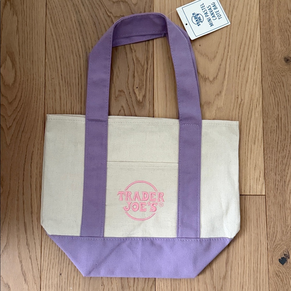 Viral Trader Joe’s mini Tote in pastel purple